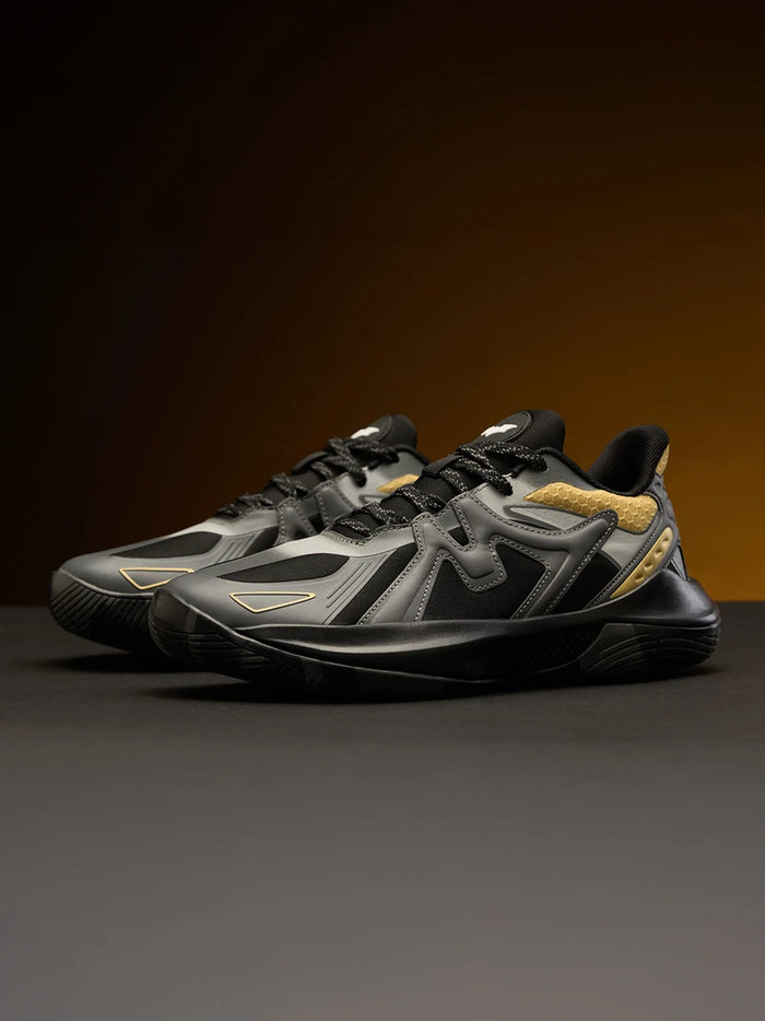 Fyneshyt Sneakers — Batman
